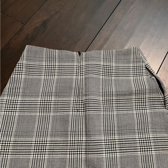 Aritzia wilfred mini skirt - Picture 3 of 6